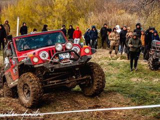 Jeep Wrangler Запчасти/Piese foto 3