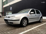 Volkswagen Golf foto 1