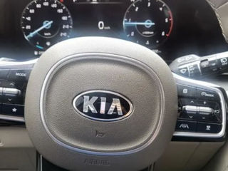 KIA Carnival foto 9