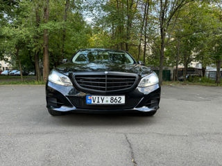 Mercedes E-Class foto 1