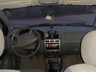 KIA Rio foto 7