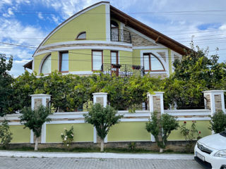 Vand casa in comuna Ciorescu