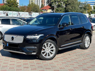 Volvo XC90 foto 1