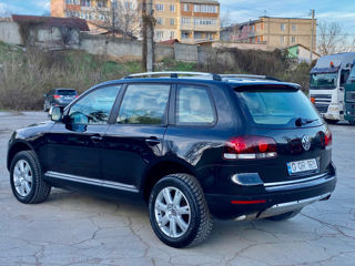 Volkswagen Touareg foto 4