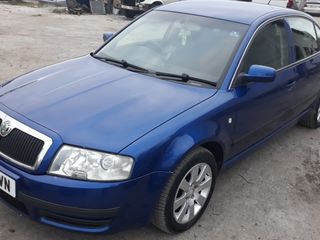 SUPERB 2004 год . 1.9 автомат foto 10