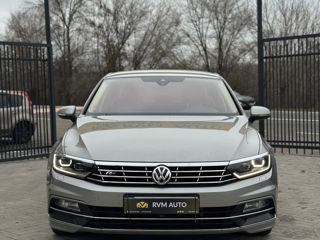 Volkswagen Passat foto 2