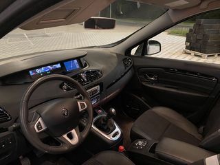 Renault Grand Scenic foto 15