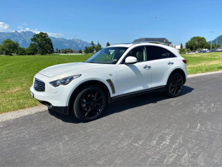 Infiniti FX