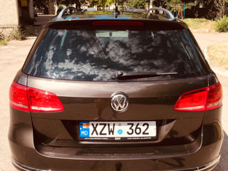 Volkswagen Passat foto 3