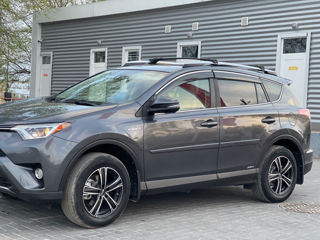 Toyota Rav 4 foto 5