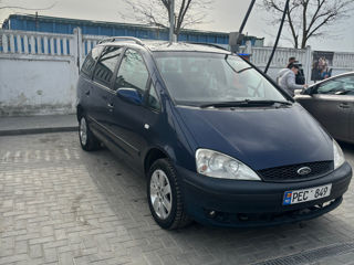 Ford Galaxy foto 2