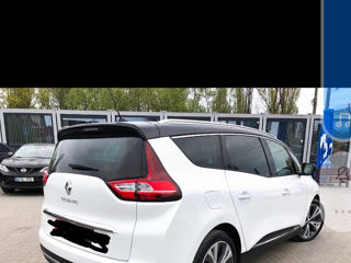 Renault Grand Scenic foto 2