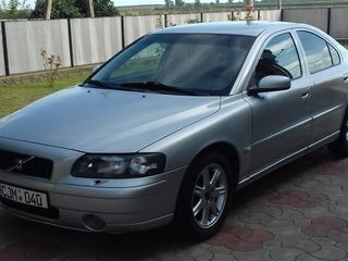 Volvo S60 foto 6