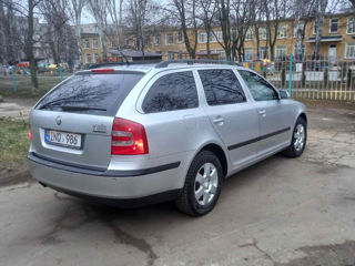 Skoda Octavia foto 4