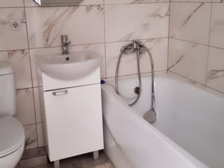 Apartament cu 2 camere, 56 m², Centru, Chișinău foto 2