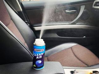 Wynns Clean-Air удаляет и нейтрализует неприятные запахи в автомобиле.