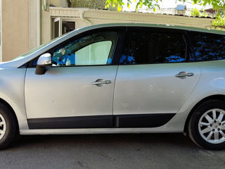 Renault Grand Scenic foto 1