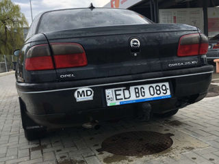 Opel Omega foto 5