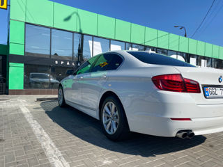 BMW 5 Series foto 6