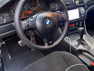 BMW 5 Series foto 4