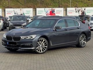 BMW 7 Series foto 3