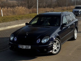 Mercedes E-Class foto 4