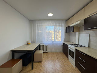 Apartament cu 1 cameră, 34 m², Sculeni, Chișinău foto 2