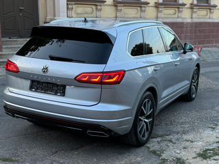 Volkswagen Touareg foto 5