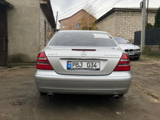 Mercedes E-Class foto 4