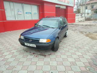 Opel Astra foto 2