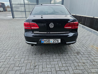 Volkswagen Passat foto 3