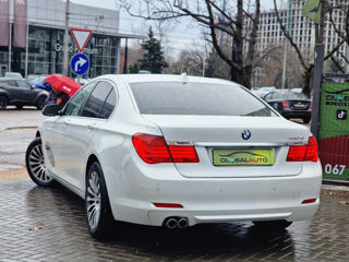 BMW 7 Series foto 4