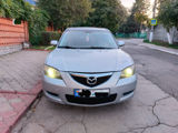 Mazda 3 foto 2