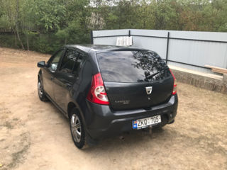 Dacia Sandero foto 3