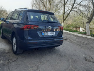 Volkswagen Tiguan foto 3