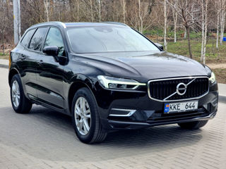 Volvo XC60 foto 1