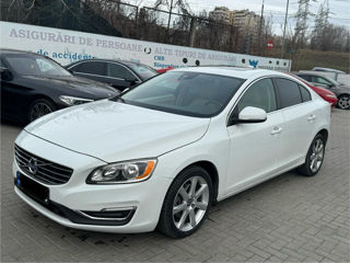 Volvo S60 фото 2