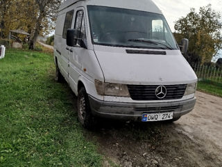 Mercedes Sprinter foto 2