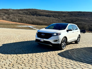 Ford Edge foto 2