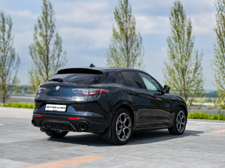 Alfa Romeo Stelvio foto 5