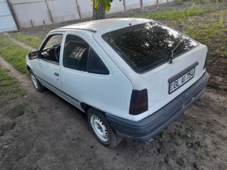 Opel Kadett foto 9