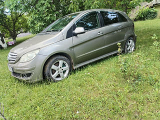 Mercedes B-Class foto 10