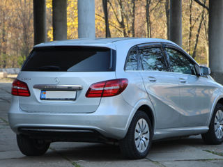 Mercedes B-Class foto 7