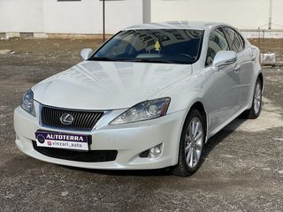 Lexus IS Series foto 3