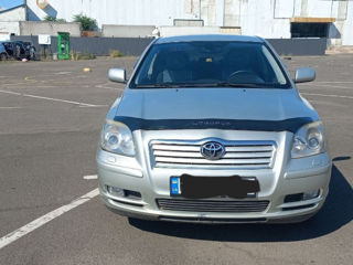 Toyota Avensis foto 3