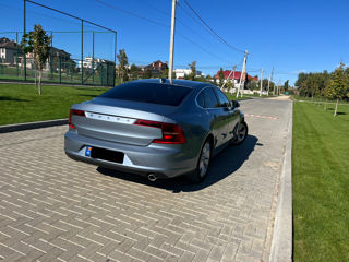 Volvo S90 foto 2