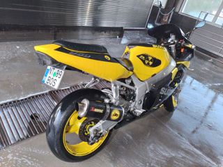 Suzuki Gsx750r foto 4