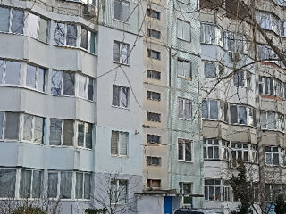 2-комн. кв., 49 м², 8/9 эт.