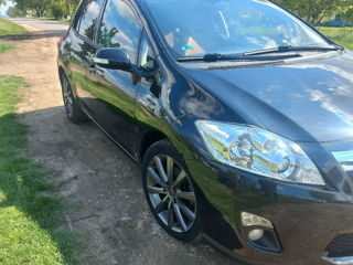 Toyota Auris foto 1