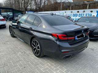 BMW 5 Series foto 3